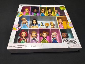 NIB, Sealed!! Disney Store Authentic Disney Animators' Collection Mini Doll 5" Gift Set - 2021