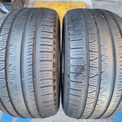2 USED TIRES PIRELLI 265/50/20