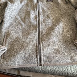 Patagonia Women’s Zip Up 