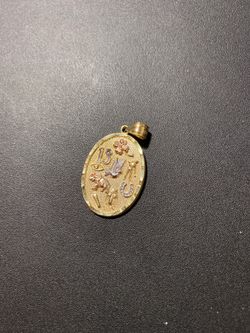 10k real solid gold pendant 1.5” 2.3