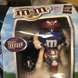 m&m Dispenser 