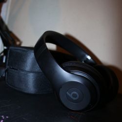 Beats Studio Pro