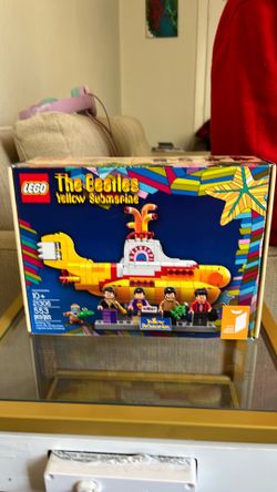 Lego The Beatles Yellow Submarine