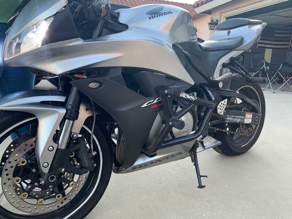 cbr600rr stunt bike