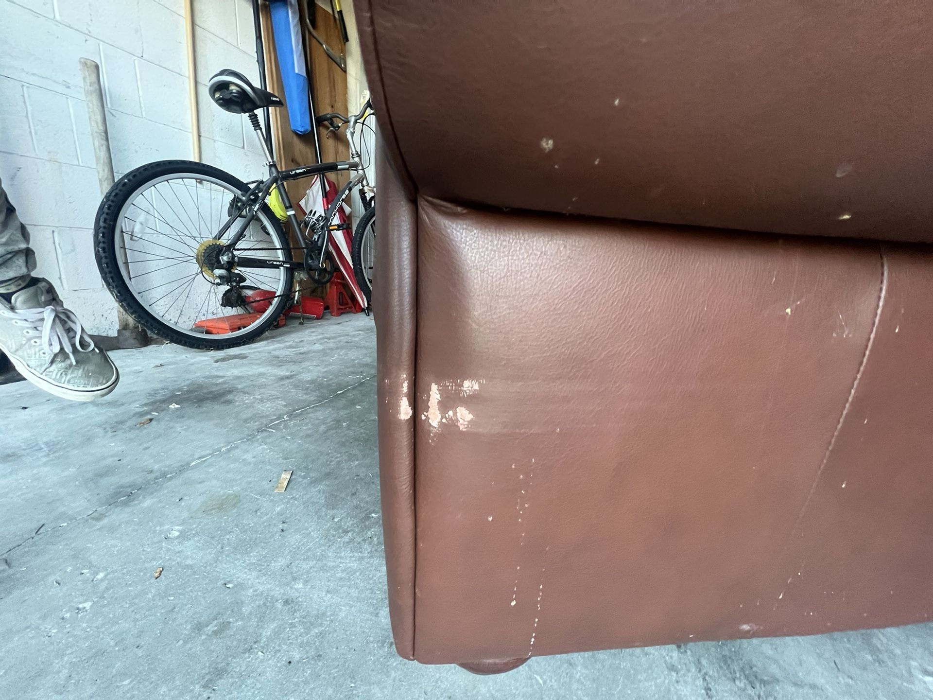 Italian leather couch for Sale in Apopka, FL OfferUp