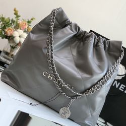 Chanel 22 Compact Bag 