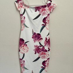Women’s Clothing - Various Pieces
