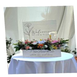 Complete Your Special Day with Beautiful Wedding Accessories oil six