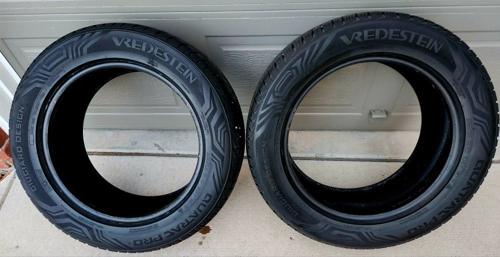 17" Vredestein Quatrac Pro Tires