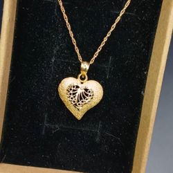 Solid 14k Gold 16 INCH Fig Heart Necklace And Pendant.