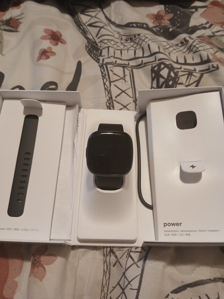 Brand New Fitbit 4 Versa
