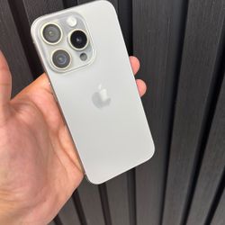 Apple iPhone 15 Pro 256 gb Unlocked 