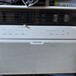 Toshiba Window Air Conditioner – Works great ❄️ Aire acondicionado de ventana Toshiba – Funciona perfecto ❄️