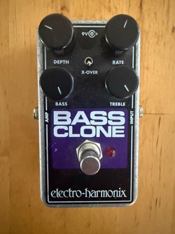 Electro-Harmonix Bass Clone Chorus Pedal