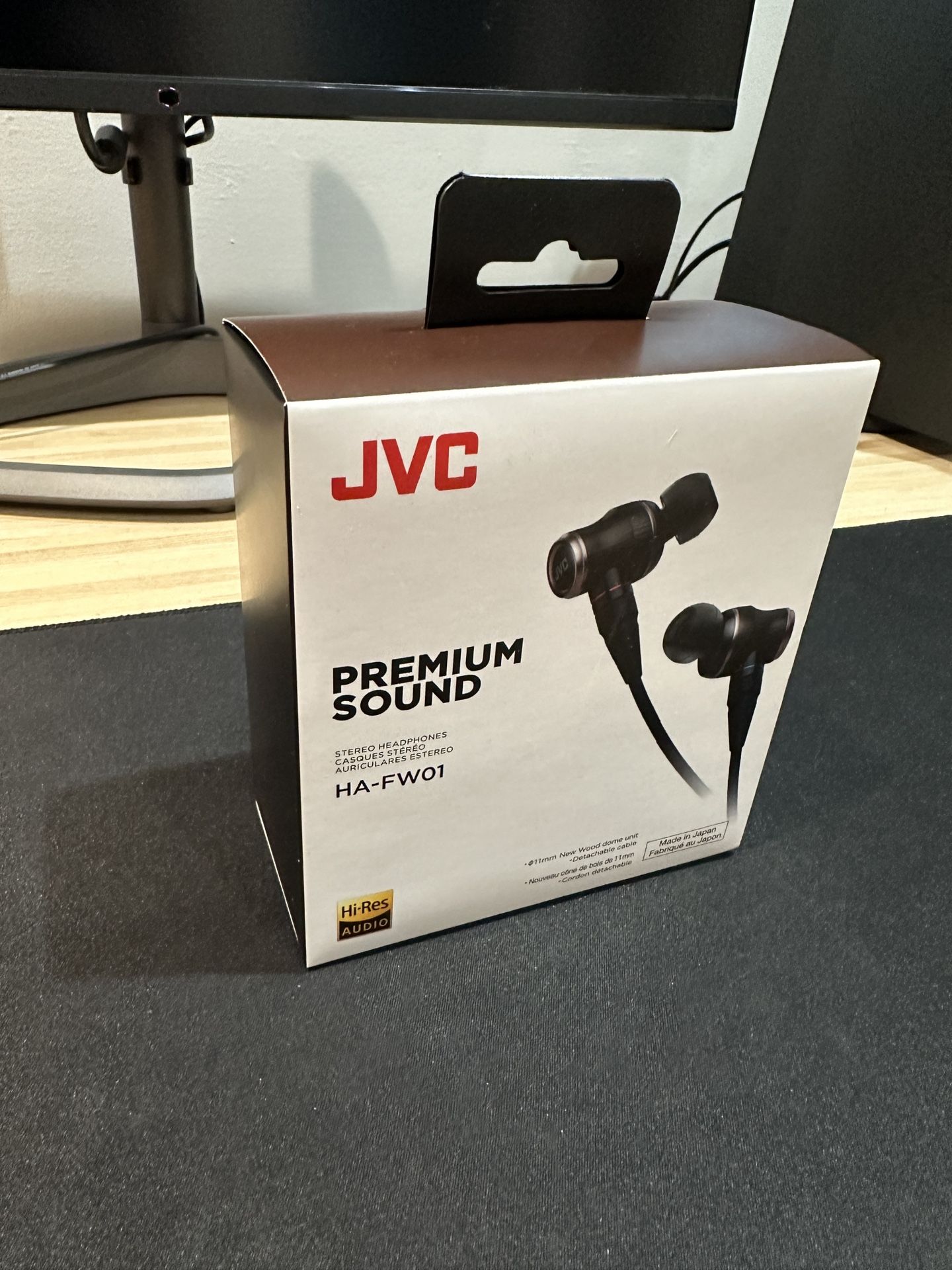 JVC HAFW01 In Ear Monitor