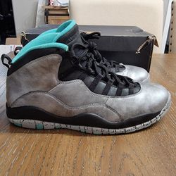 Air Jordan 10 Retro Lady Liberty 