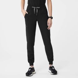 New Women’s Figs Uman Jogger Scrubs