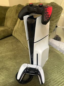 Ps5 disc edition with 2 controllers