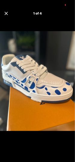 Men LV Trainers Size 12