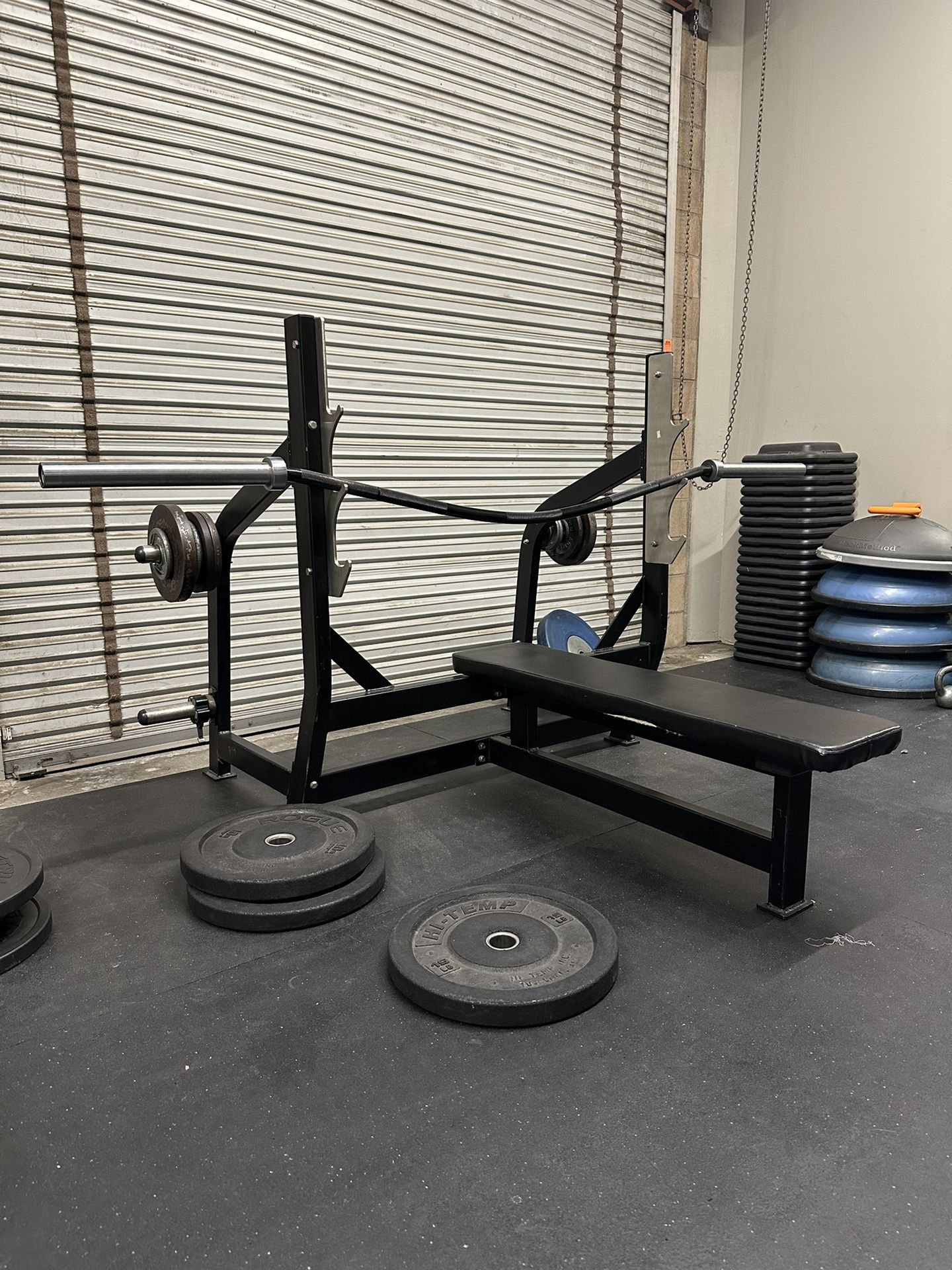 BENCH PRESS 