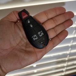 Remite Control Key Fob Fobik For Dodge Caravan Chrysler Town & Country