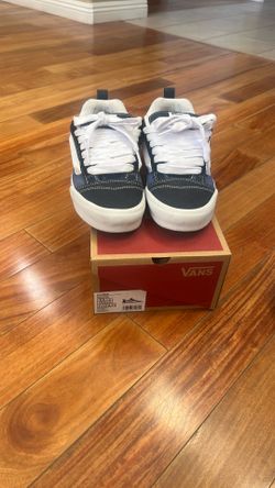 Vans Knu School size 9.0 Men, 10.5 Women Navy/True White KnuSchool