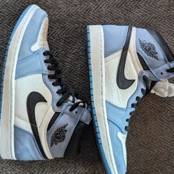  Jordan 1 Retro High OG University Blue With Box