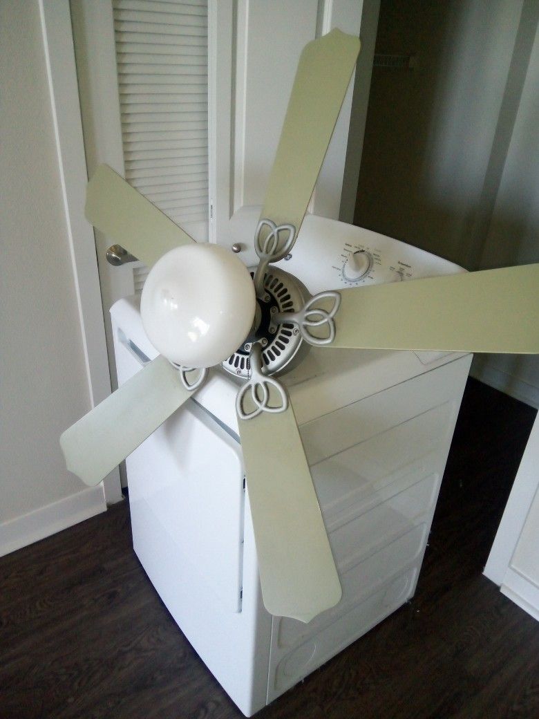 Ceiling Fan 