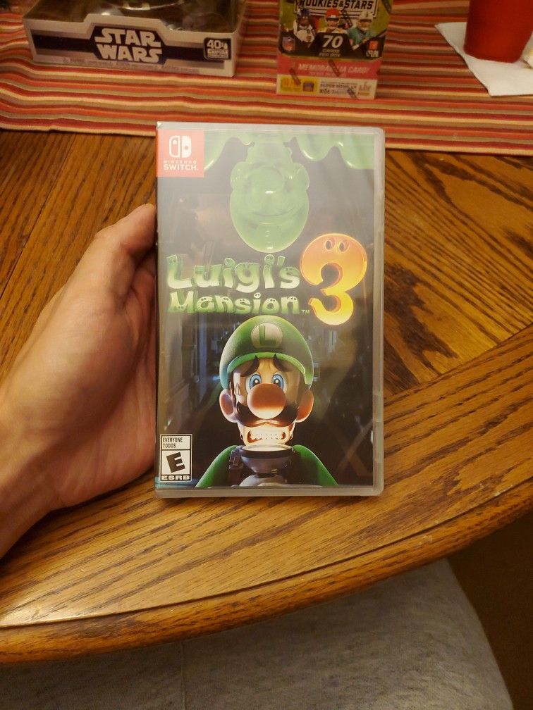 Nintendo Switch Luigi's Mansion 3 Brand New