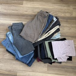 Huge Lot Of Teen Boys Clothes Jeans, Shorts, T-shirts