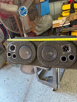 Speaker box
