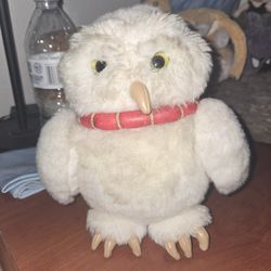Vintage Hedwig Stuffie