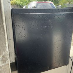 Mini Fridge 