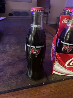 2002 Super Bowl Champion collectible Coca Cola 6 pack