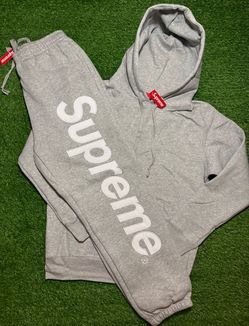 Supreme set size medium