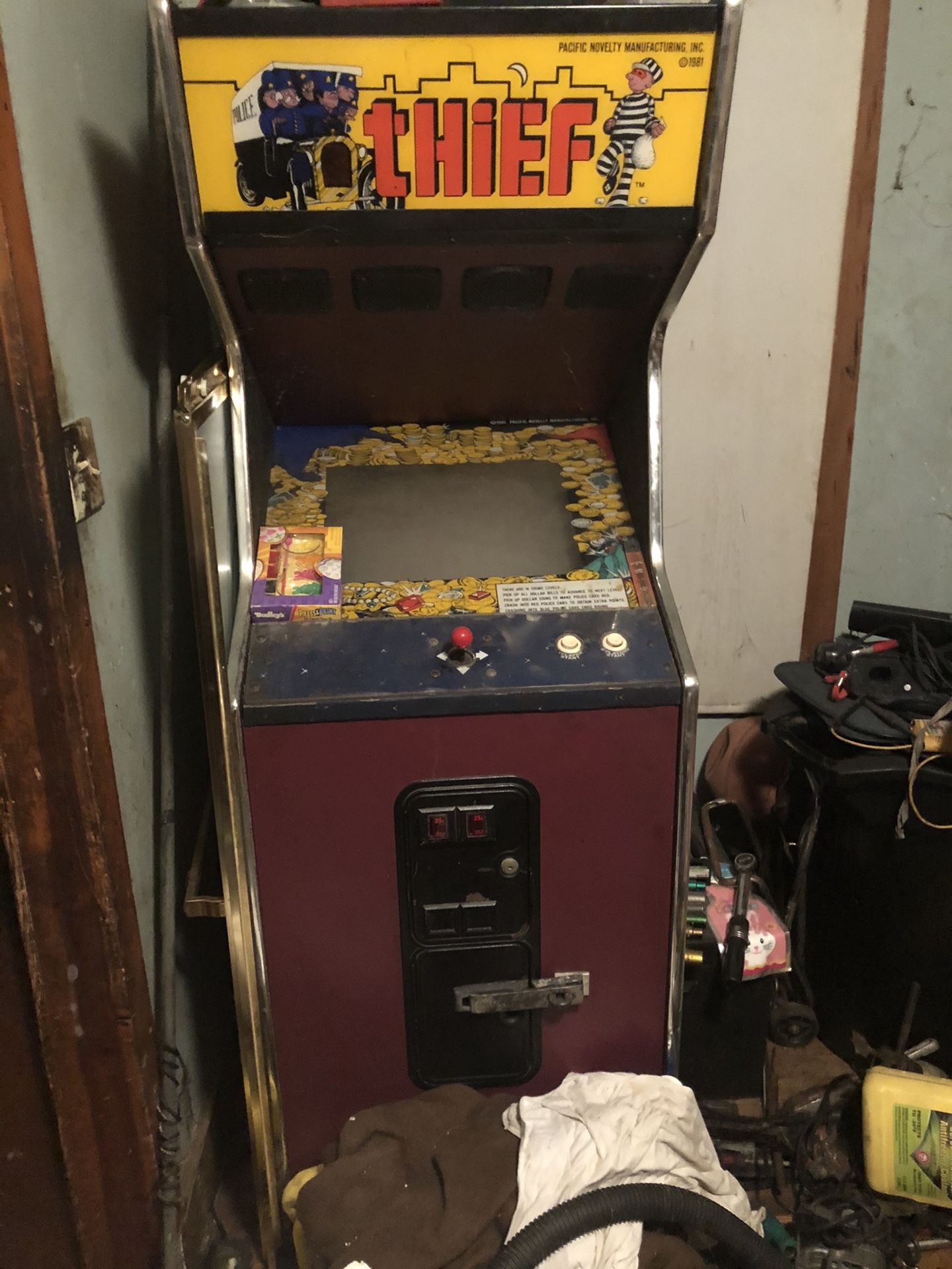 Thief Arcade Game “make Me A Offer”
