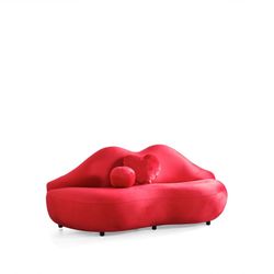 Lips Sofa Red Velvet 