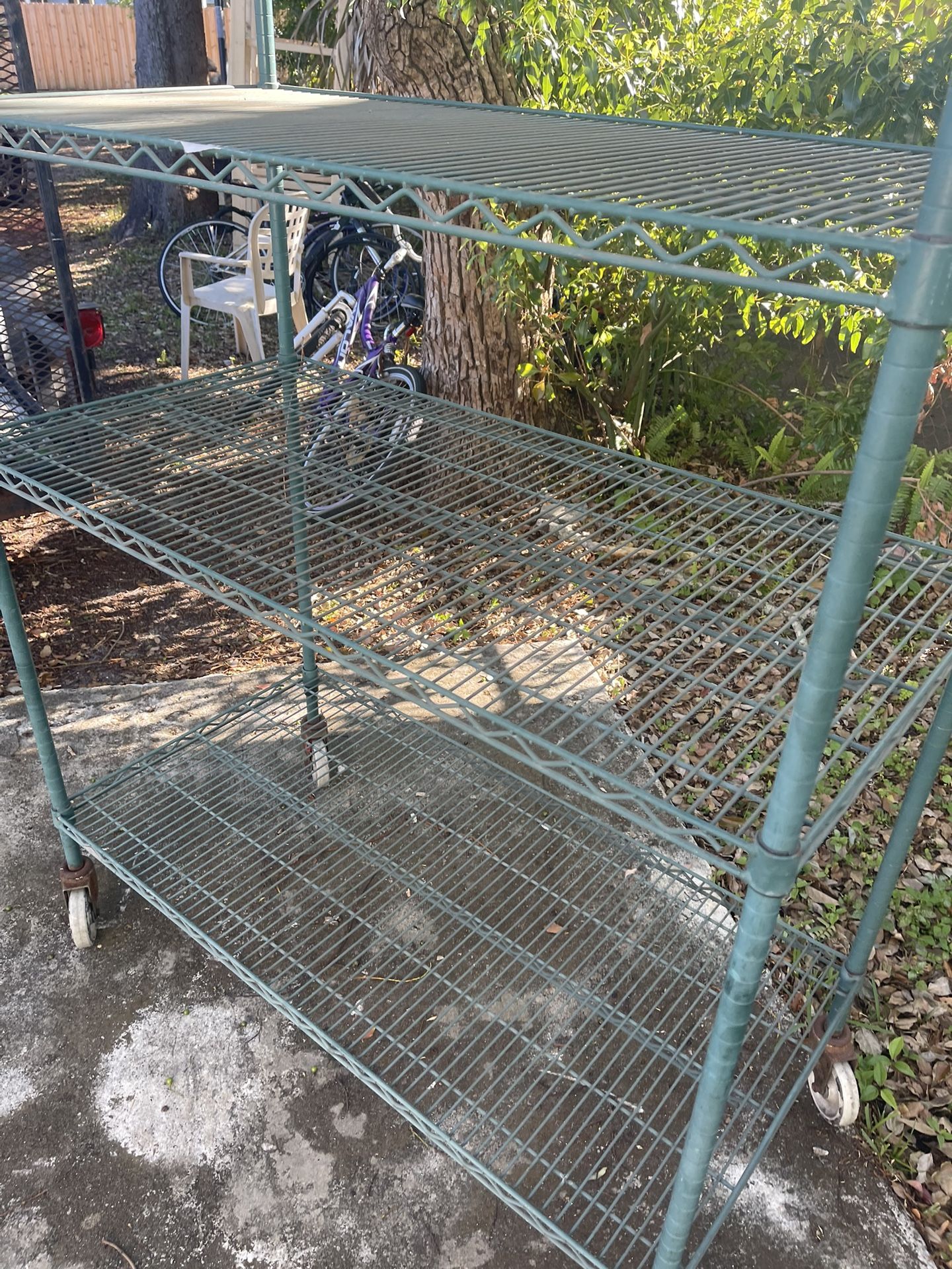 Steel wire shelving unit, (DELIVERY AVAILABLE)