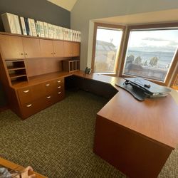 Large desk