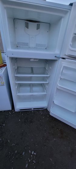 Frigidaire Refrigerator