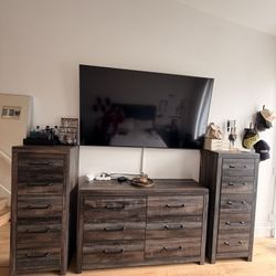 Wood Drystan Bedroom Furniture set 