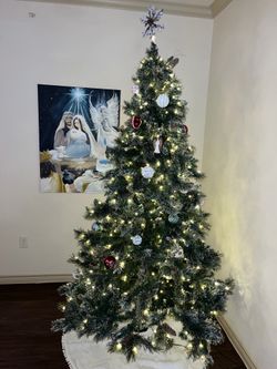 7 Foot Pre-Lit Frosted Christmas Tree