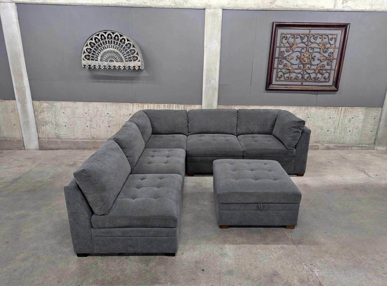 Thomasville Tisdale 6-Piece Modular Sectional w/ Storage Ottoman – Dark Gray