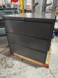 3-Drawer Lateral File Cabinet with Lock