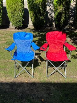 Set of 2 Foldable Mesh Camping Chairs with Carrying Cases ā $35 OBO