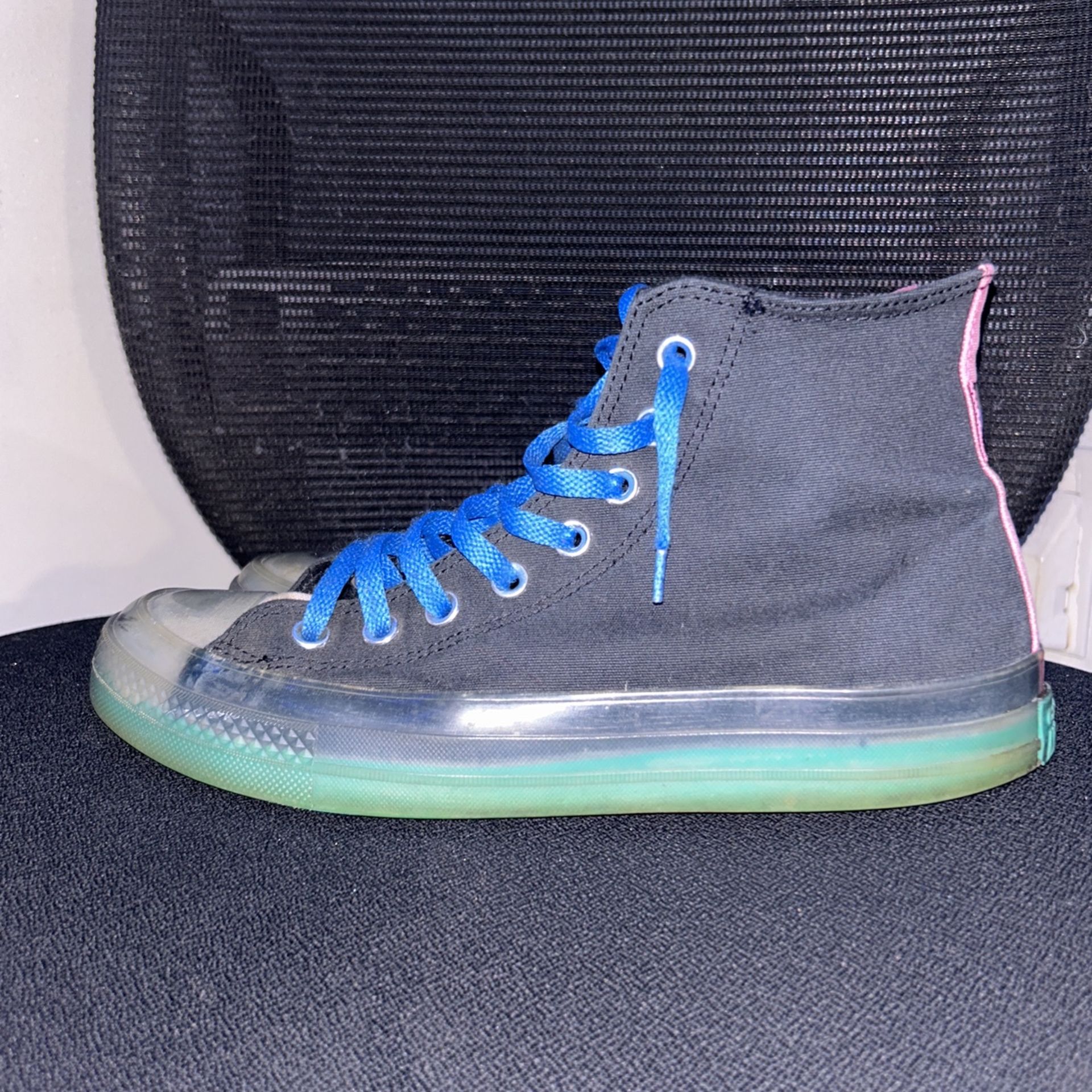 Size 9.5 Converse