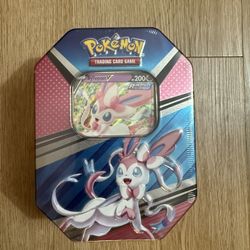 Sylveon V Pokémon Tin 