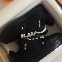 LV trainer Skate Sneaker 