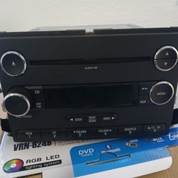 2011 Expedition Stock Radio 