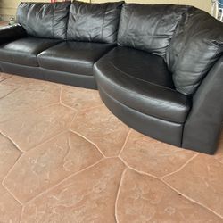 Black Leather Sofa/Sectional